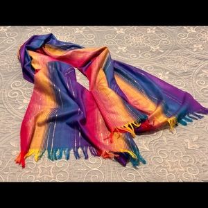 Beautiful Rainbow Scarf ❤️🧡💛💚💙💜 
Lightweight